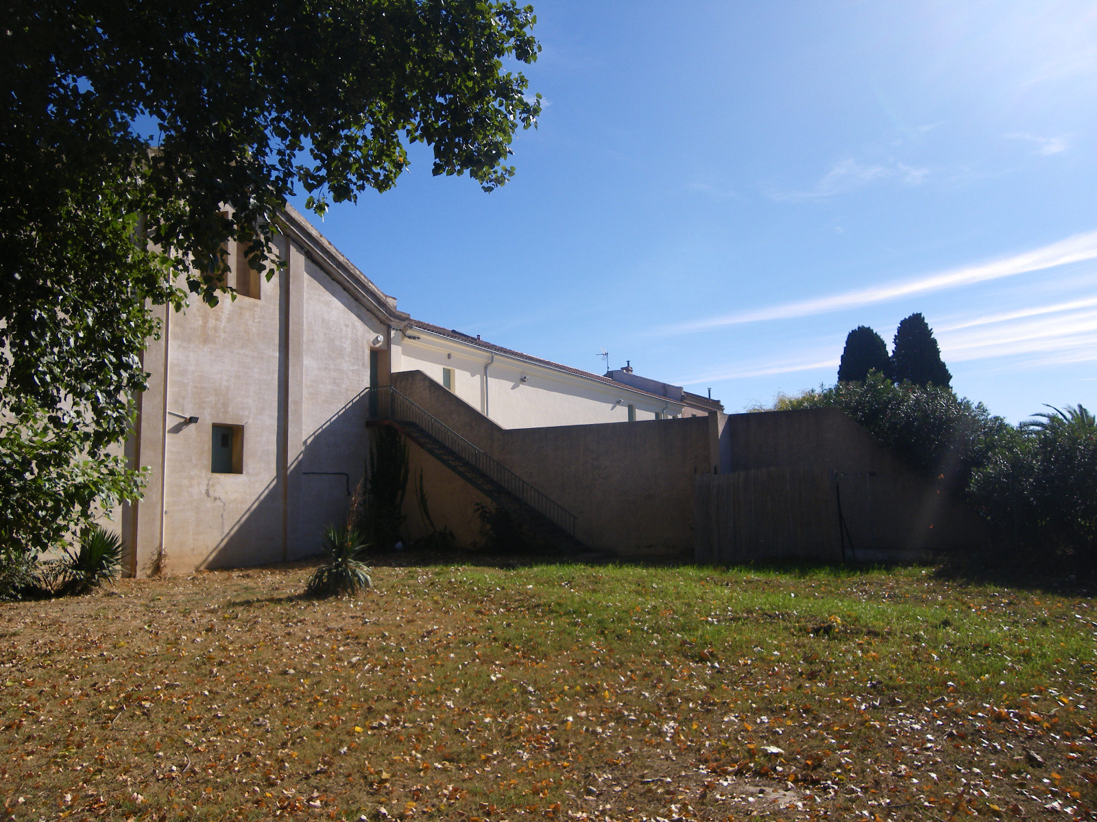 Location VILLENEUVE LES BEZIERS Appt F4 Sans Domaine 90m² Hab Avec ...